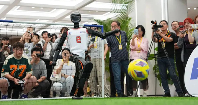 機器人&ldquo;創(chuàng)&rdquo;出中國新奇跡