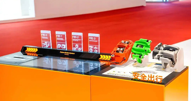 這項(xiàng)黑科技將徹底改變汽車安全，99%的人還不知道！